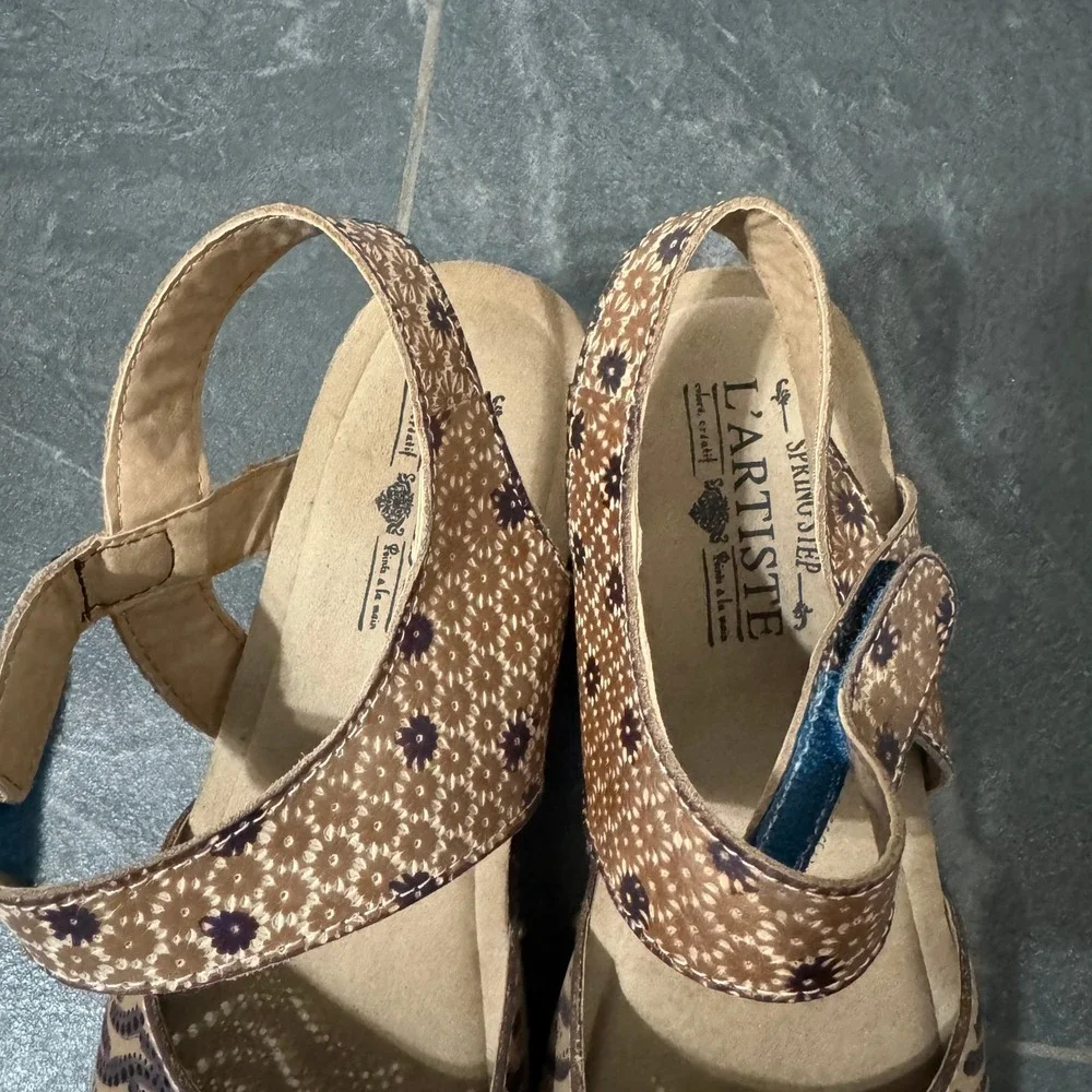 L'Artiste Sandals EU 38 US‎ 7.5-8 Spring Step Brown Floral Leather Artsy Comfort